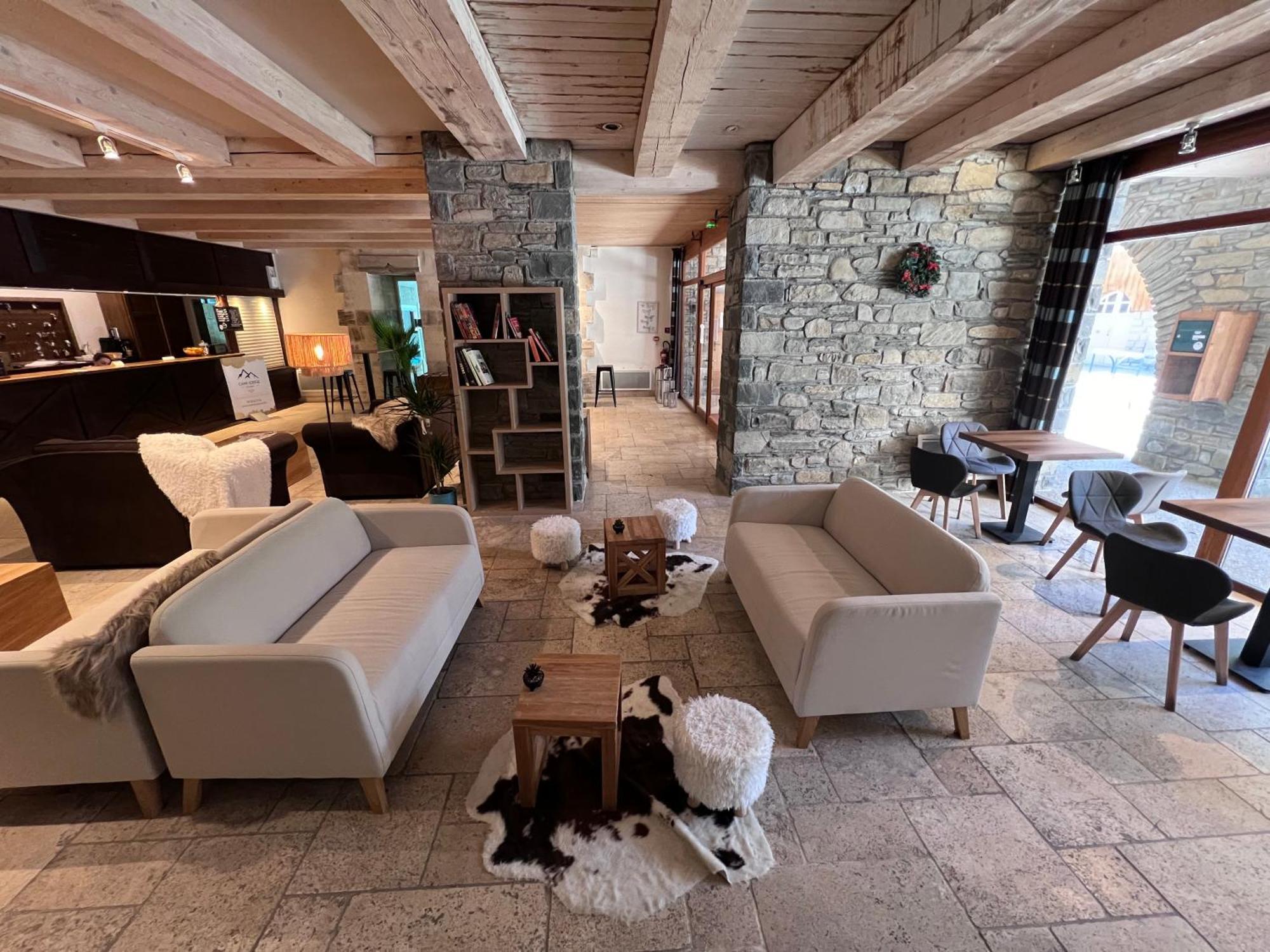 Residence Cami Real **** 圣拉里苏朗 外观 照片
